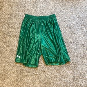 Like new green under armour shorts